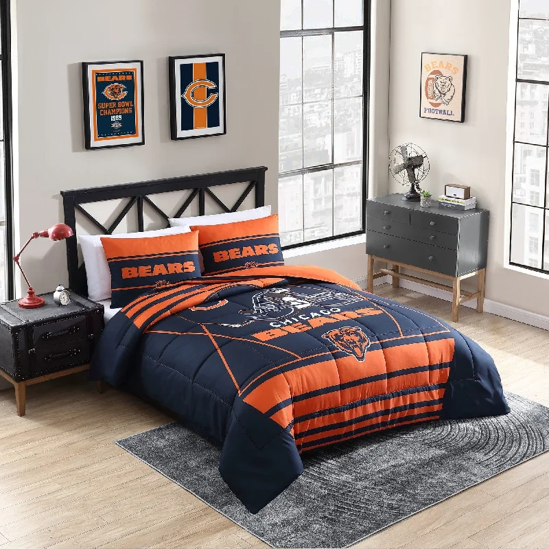 Full - size comforters suitable for full - sized beds in guest rooms or small bedroomsChicago Bears NFL Licensed "Crosser" Comforter & Sham Set Full - size comforters suitable for full - sized beds in guest rooms or small bedroomsChicago Bears NFL Licensed "Crosser" Comforter & Sham Set
