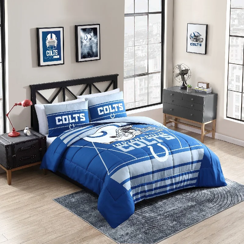 Full - size comforters suitable for full - sized beds in guest rooms or small bedroomsIndianapolis Colts NFL Licensed "Crosser" Comforter & Sham Set Full - size comforters suitable for full - sized beds in guest rooms or small bedroomsIndianapolis Colts NFL Licensed "Crosser" Comforter & Sham Set
