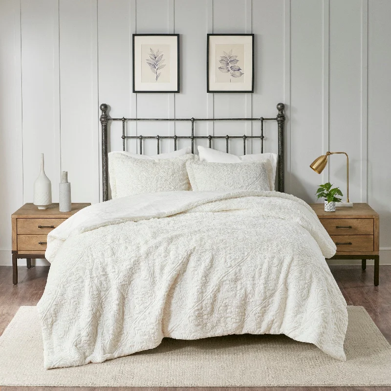 Latex - filled comforters with a bouncy texture and good supportMadison Park Syracuse Ivory Ultra Plush Comforter Set Latex - filled comforters with a bouncy texture and good supportMadison Park Syracuse Ivory Ultra Plush Comforter Set