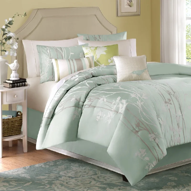 Duck down comforters with a softer feel and good warmth retentionMadison Park Athena Green 7-piece Comforter Set Duck down comforters with a softer feel and good warmth retentionMadison Park Athena Green 7-piece Comforter Set