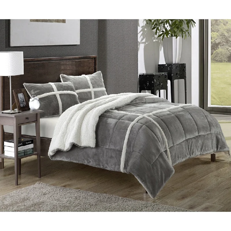 Wool - filled comforters with natural moisture - wicking and temperature - regulating featuresCopper Grove Otter River Lined Plush Microsuede 3-piece Comforter Set Wool - filled comforters with natural moisture - wicking and temperature - regulating featuresCopper Grove Otter River Lined Plush Microsuede 3-piece Comforter Set