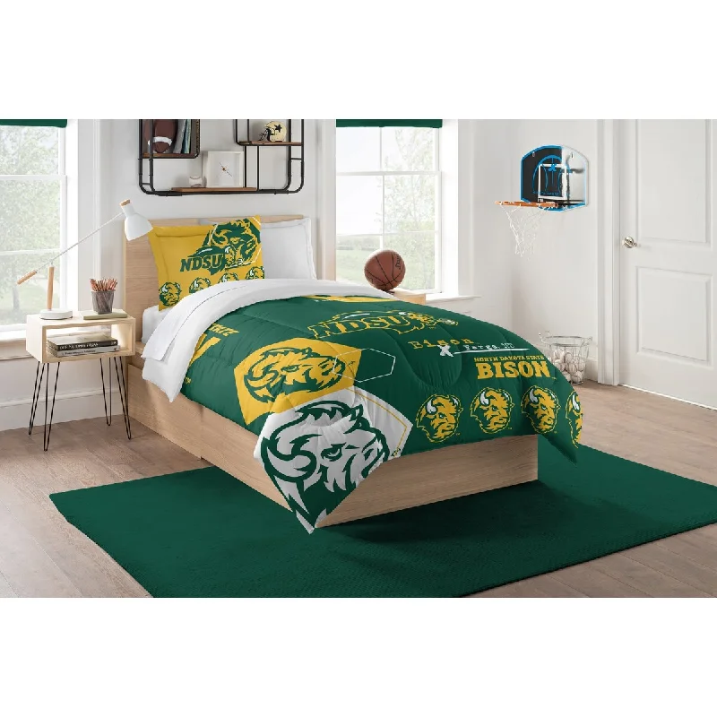 Wool - filled comforters with natural moisture - wicking and temperature - regulating featuresCOL 862 North Dakota State Hexagon Twin Comforter Set Wool - filled comforters with natural moisture - wicking and temperature - regulating featuresCOL 862 North Dakota State Hexagon Twin Comforter Set