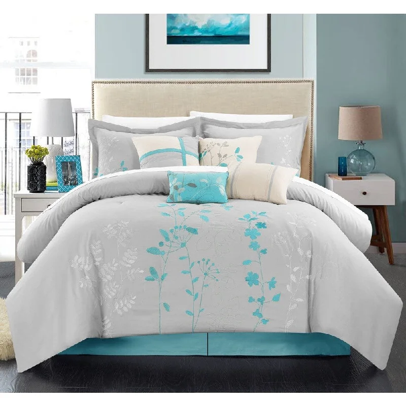 Wool - filled comforters with natural moisture - wicking and temperature - regulating featuresCopper Grove Hazlet Turquoise 8-piece Embroidered Comforter Set Wool - filled comforters with natural moisture - wicking and temperature - regulating featuresCopper Grove Hazlet Turquoise 8-piece Embroidered Comforter Set