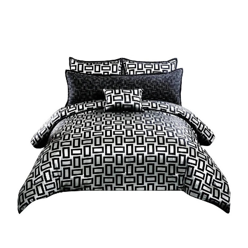 Bamboo - fiber - filled comforters with antibacterial and breathable qualities6 Piece Polyester Queen Comforter Set with Geometric Print, Gray and Black Bamboo - fiber - filled comforters with antibacterial and breathable qualities6 Piece Polyester Queen Comforter Set with Geometric Print, Gray and Black