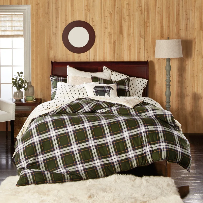 Down - filled comforters for supreme warmth and lightnessG.H. Bass & Co. Newfield Plaid Cotton Comforter Set Down - filled comforters for supreme warmth and lightnessG.H. Bass & Co. Newfield Plaid Cotton Comforter Set