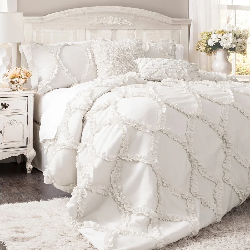 Duck down comforters with a softer feel and good warmth retentionLush Decor Avon Ruffled White 3-piece Comforter Set Duck down comforters with a softer feel and good warmth retentionLush Decor Avon Ruffled White 3-piece Comforter Set