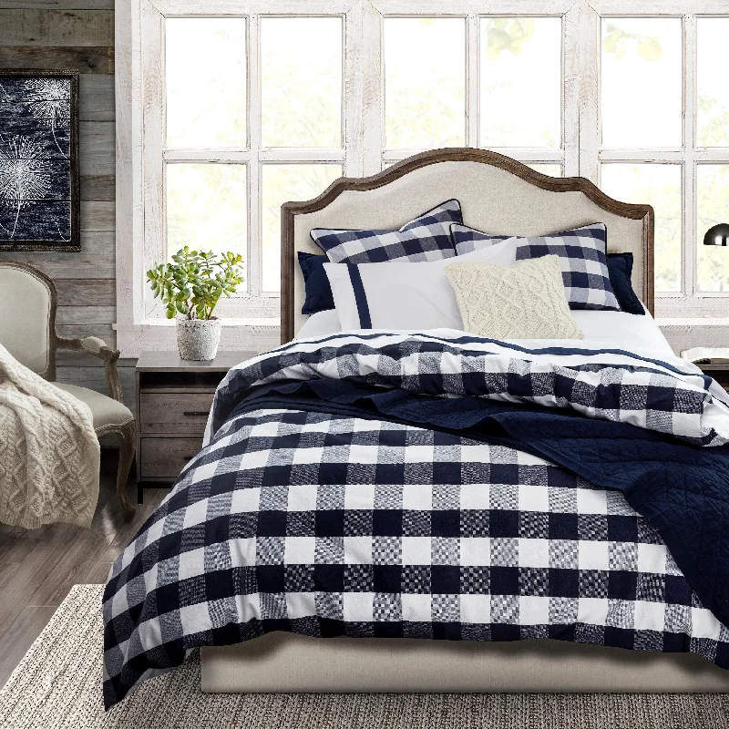 Latex - filled comforters with a bouncy texture and good supportCamille Comforter Set, Super Queen Navy Latex - filled comforters with a bouncy texture and good supportCamille Comforter Set, Super Queen Navy