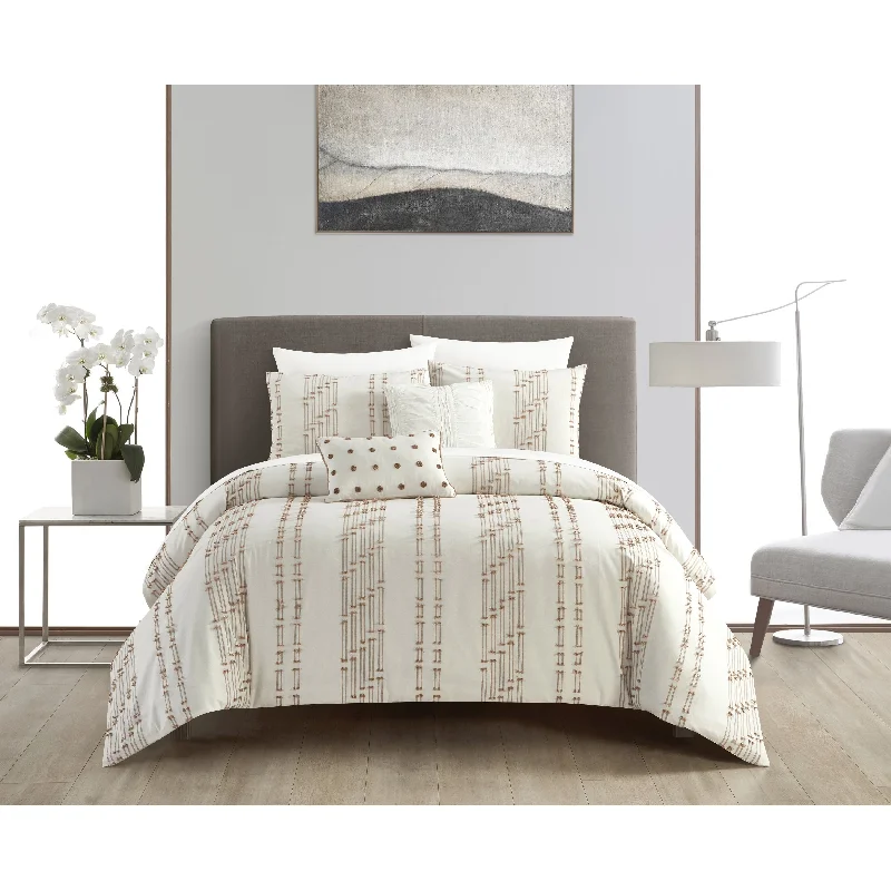 King - size comforters to fit large king - sized beds perfectlyNY&C Home Desiree 5 Piece Clip Jacquard Cotton Shell Comforter Set King - size comforters to fit large king - sized beds perfectlyNY&C Home Desiree 5 Piece Clip Jacquard Cotton Shell Comforter Set