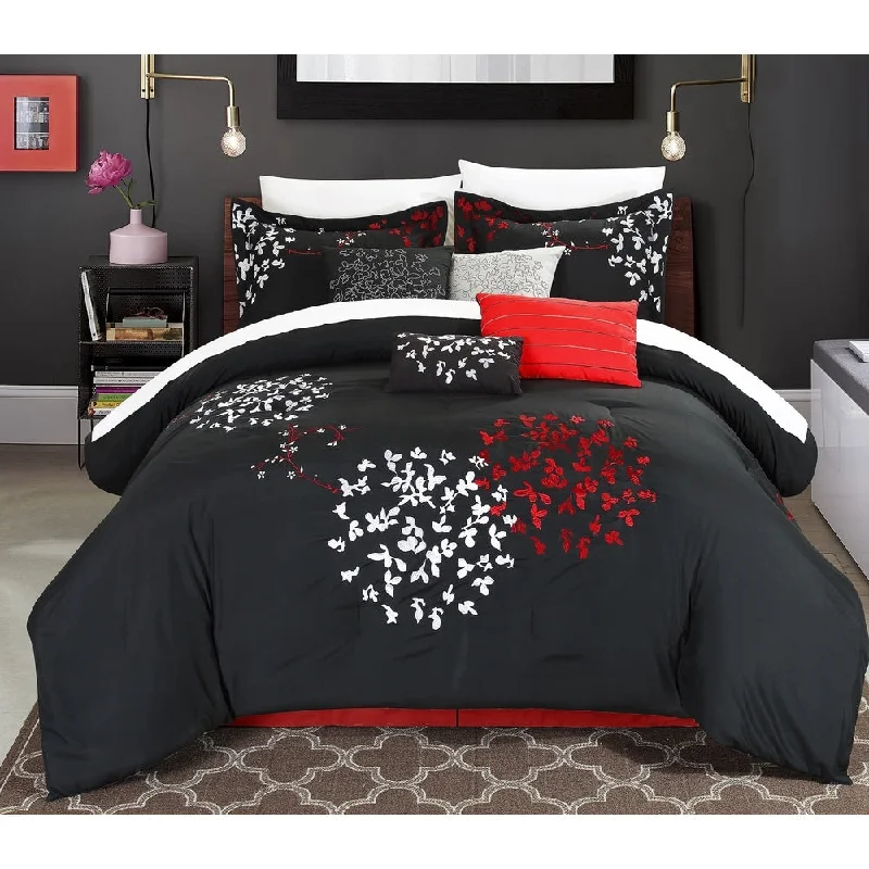Bamboo - fiber - filled comforters with antibacterial and breathable qualitiesCopper Grove Scaevola Black 8-piece Comforter Set Bamboo - fiber - filled comforters with antibacterial and breathable qualitiesCopper Grove Scaevola Black 8-piece Comforter Set