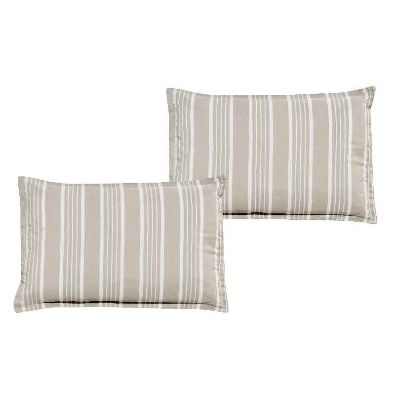 Silk - filled comforters for a luxurious and smooth touchPorch & Den Genesis Polyester 7Pc Comforter Set - COFFEE Silk - filled comforters for a luxurious and smooth touchPorch & Den Genesis Polyester 7Pc Comforter Set - COFFEE