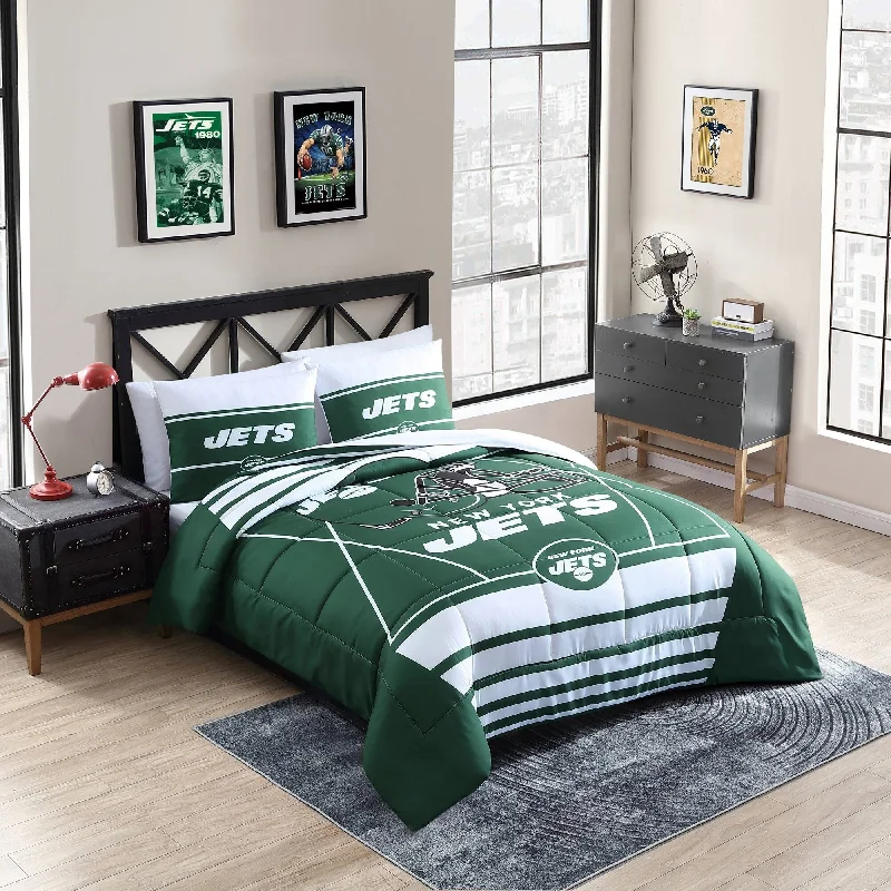 Duck down comforters with a softer feel and good warmth retentionNew York Jets NFL Licensed "Crosser" Comforter & Sham Set Duck down comforters with a softer feel and good warmth retentionNew York Jets NFL Licensed "Crosser" Comforter & Sham Set