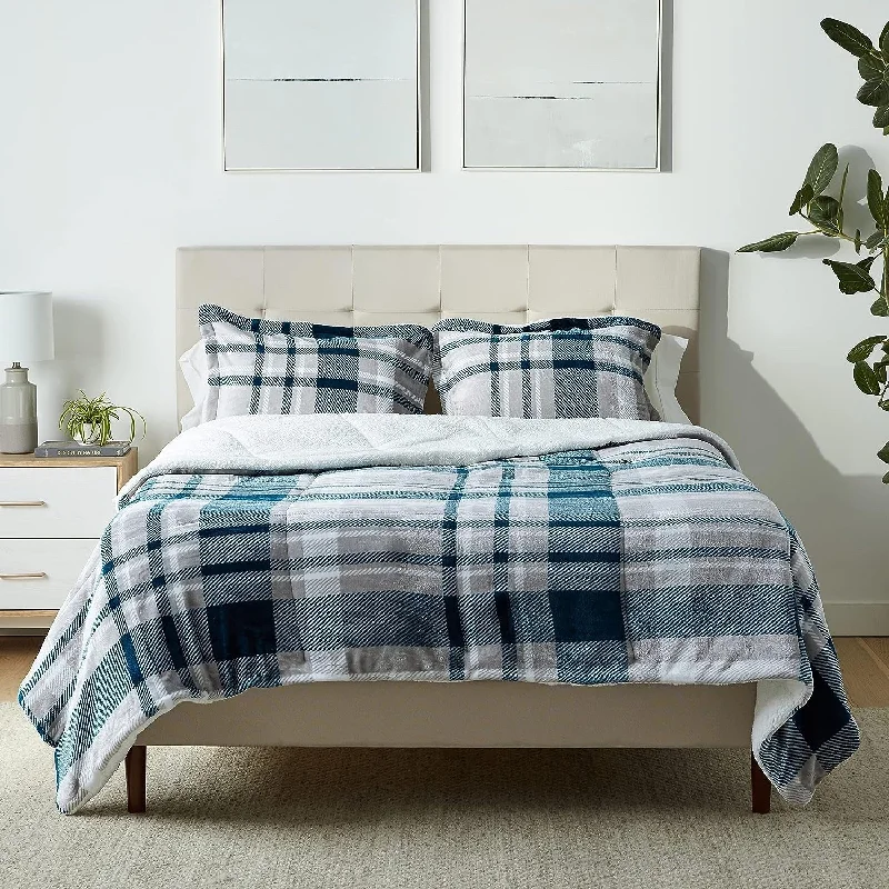 Navy Plaid