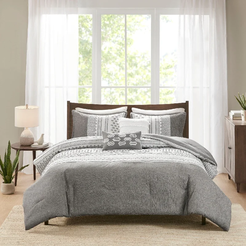 Latex - filled comforters with a bouncy texture and good supportMadison Park Alan Grey 5 Piece Comforter Set Latex - filled comforters with a bouncy texture and good supportMadison Park Alan Grey 5 Piece Comforter Set