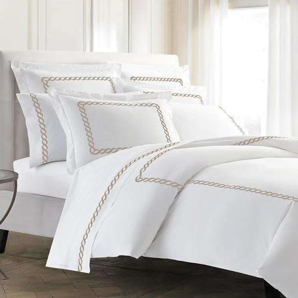 Thermal - regulating duvet covers to keep you warm in winter and cool in summerPisano Eucalyptus Percale Embroidered Duvet Cover