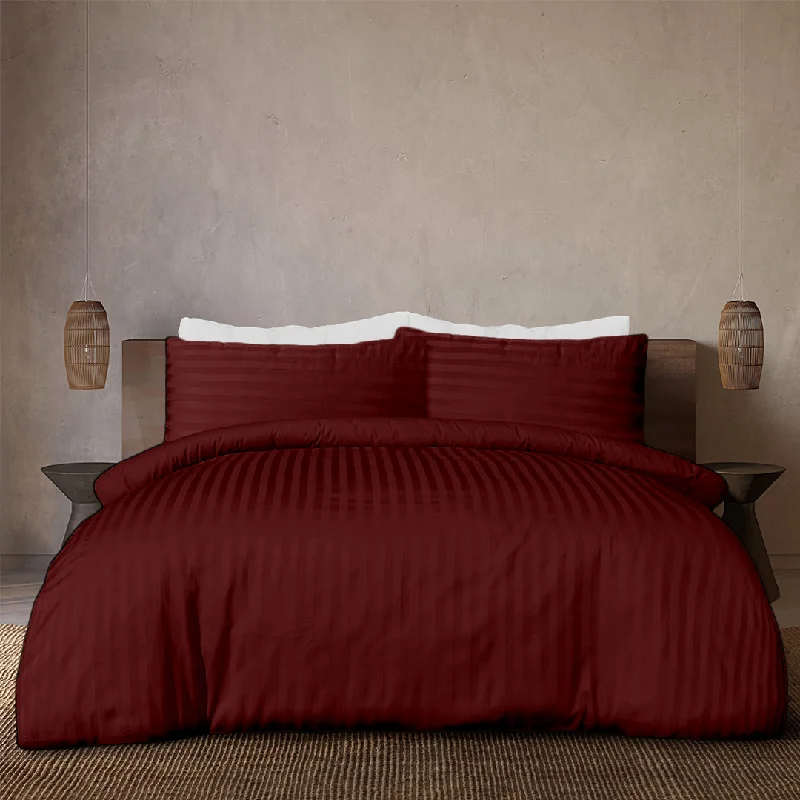 Floral - printed duvet covers for a romantic and feminine touchBurgundy Stripe Duvet Cover set Sateen Comfy Floral - printed duvet covers for a romantic and feminine touchBurgundy Stripe Duvet Cover set Sateen Comfy