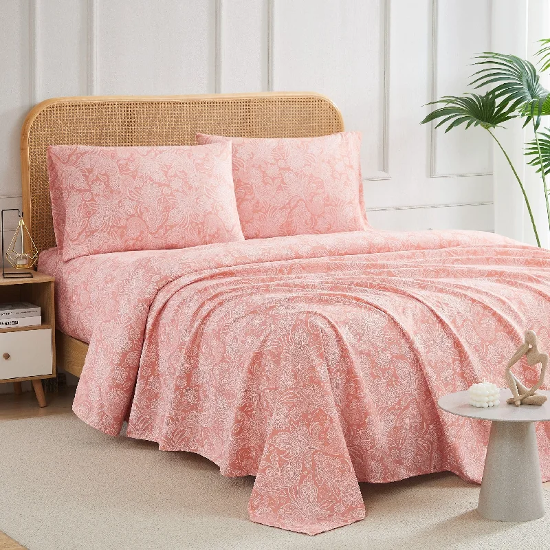 Perfect Paisley Coral Haze with White