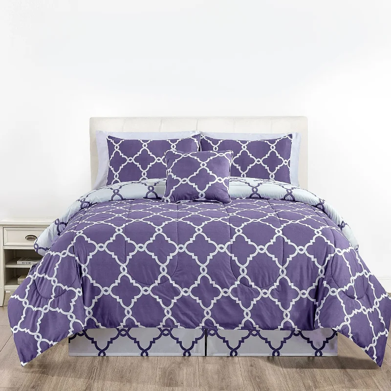 Quatrefoil Lavender