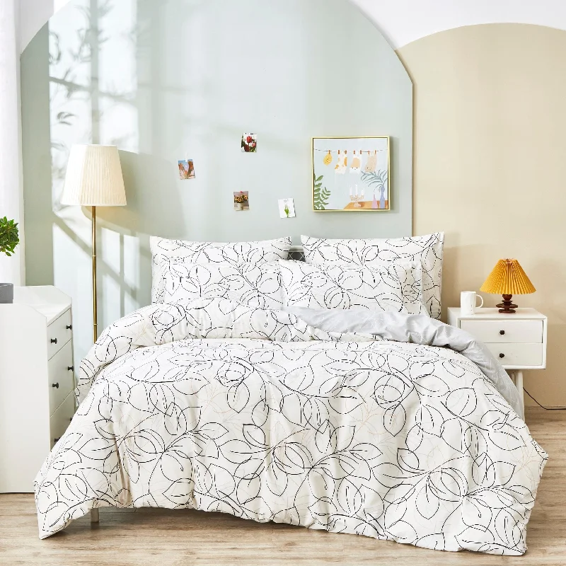 Patchwork duvet covers with a variety of fabric pieces sewn together for a rustic charmTache Modern Abstract Leaf Line Art Foliage White Grey Black Gold Reversible Duvet Cover (TJ3571-D) Patchwork duvet covers with a variety of fabric pieces sewn together for a rustic charmTache Modern Abstract Leaf Line Art Foliage White Grey Black Gold Reversible Duvet Cover (TJ3571-D)