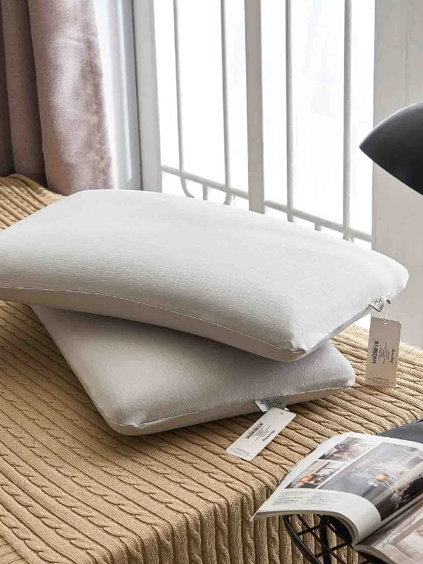 Travel Pillows for Long JourneysPiloMio® Medium Loft Memory Foam Pillow