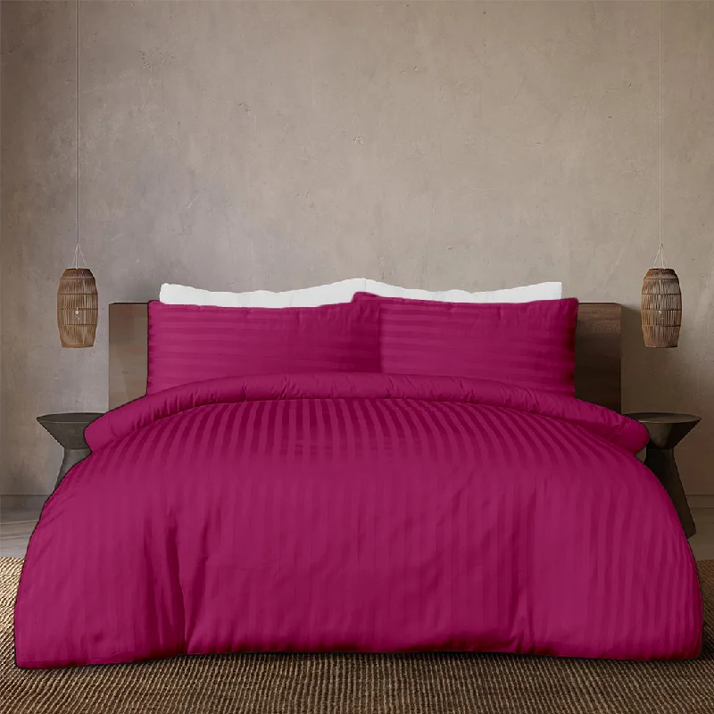 Allergy - friendly duvet covers for bedrooms with sensitive air qualityHot Pink Stripe Duvet Cover Set Sateen Comfy