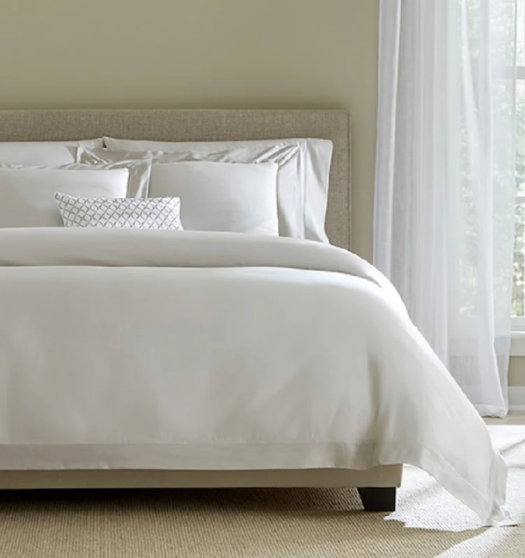 Stain - resistant duvet covers for easy maintenanceCarlotta Duvet Cover