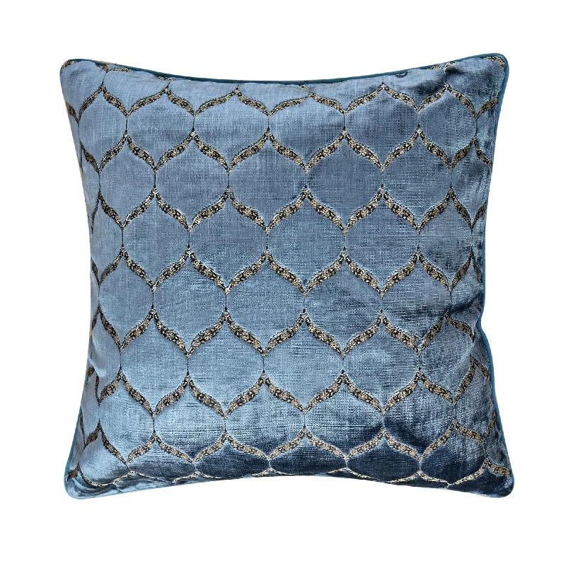 Plush Pillows for a Cozy BedBlue Geometric Pattern Pillow