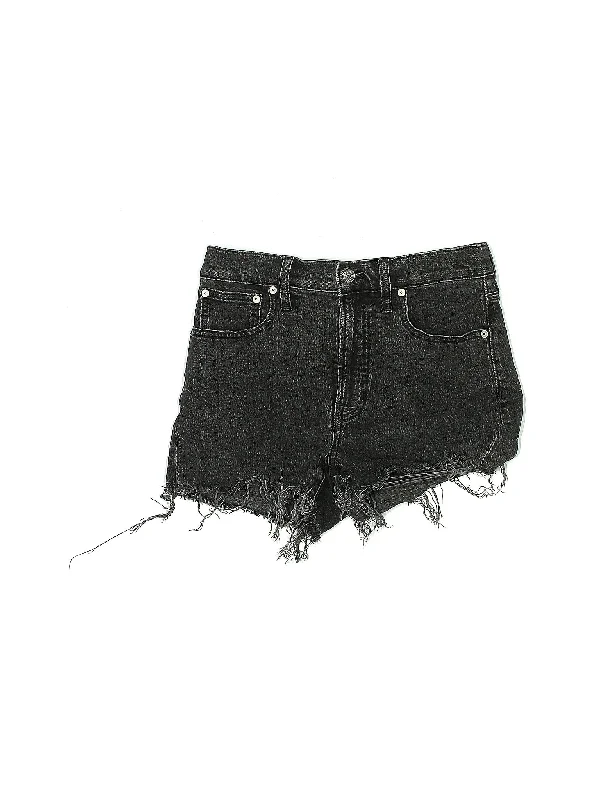 Mid-Rise Denim Shorts in Medium Wash