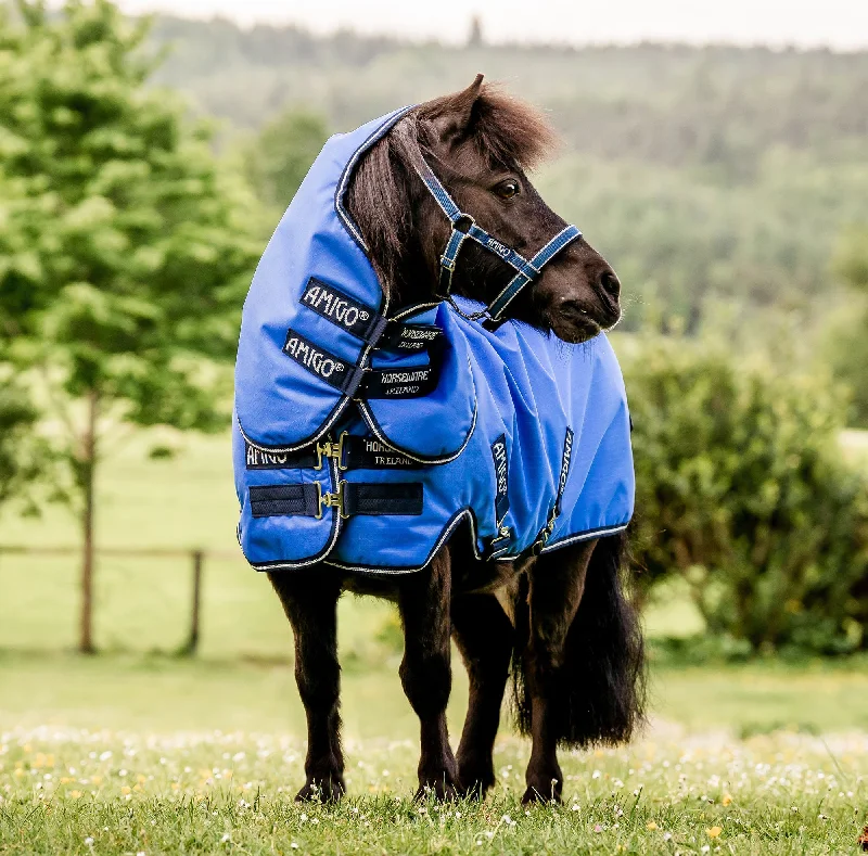 Rayon from bamboo blankets for a silky and breathable feelAmigo Hero 6 Petite Plus, Blue/Navy Rayon from bamboo blankets for a silky and breathable feelAmigo Hero 6 Petite Plus, Blue/Navy