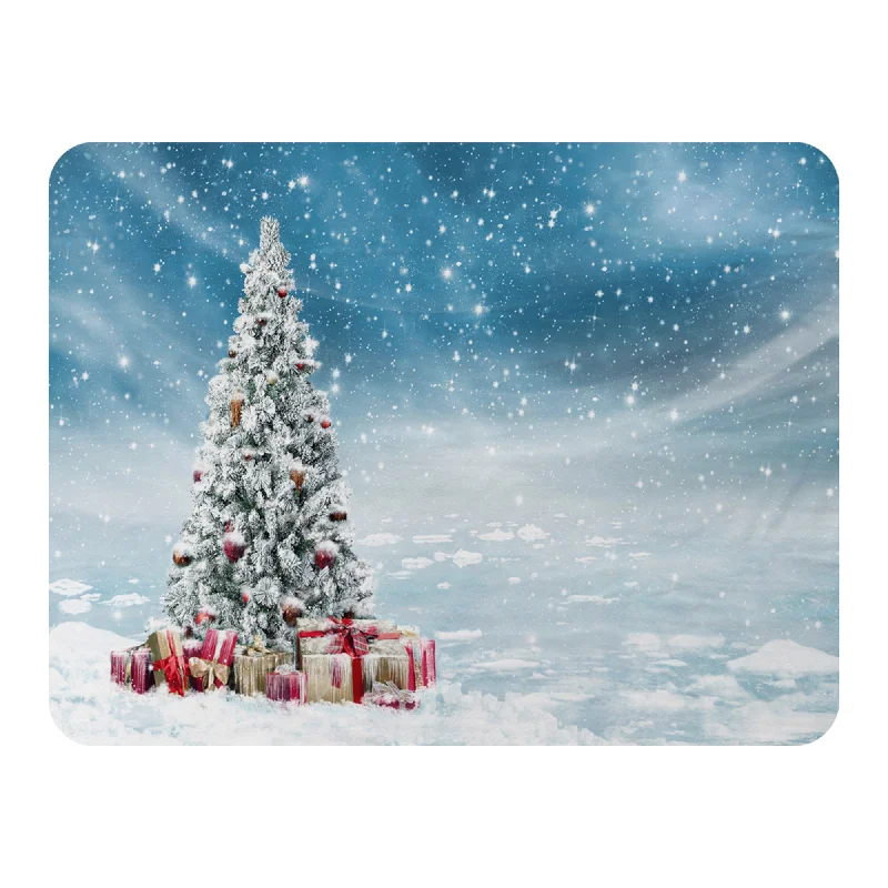 Acrylic blankets for a soft and affordable alternativeBeautiful decorated snowed in christmas tree (blanket) Acrylic blankets for a soft and affordable alternativeBeautiful decorated snowed in christmas tree (blanket)