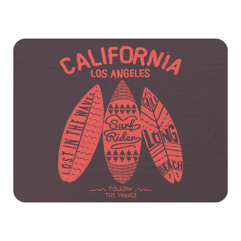 Alpaca wool blankets for a hypoallergenic and warm optionCalifornia Surf (Blanket)