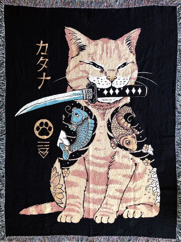 Wool blankets with natural warmth and insulationCat / Knife Blanket