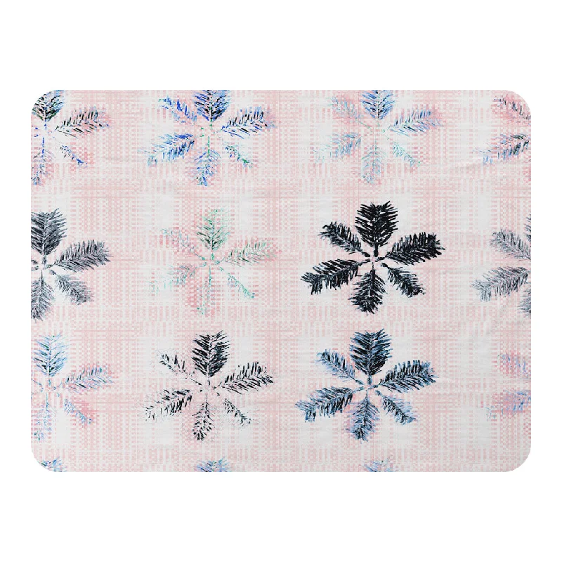 Chenille blankets with a thick and fuzzy textureColorful pine leaves (Blanket)