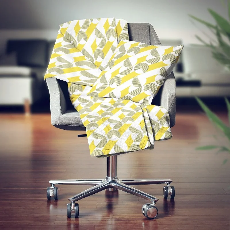 Microfiber blankets that are durable and easy to care forDesignart' Abstract Retro Geometric II' Modern Throw Blanket - 71x59 Microfiber blankets that are durable and easy to care forDesignart' Abstract Retro Geometric II' Modern Throw Blanket - 71x59