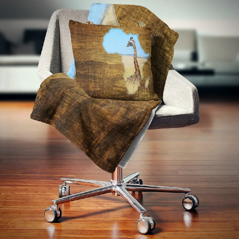 Queen - size blankets for standard - sized bedsDesignart 'Africa Wildlife Map Design' Abstract Throw Blanket Queen - size blankets for standard - sized bedsDesignart 'Africa Wildlife Map Design' Abstract Throw Blanket