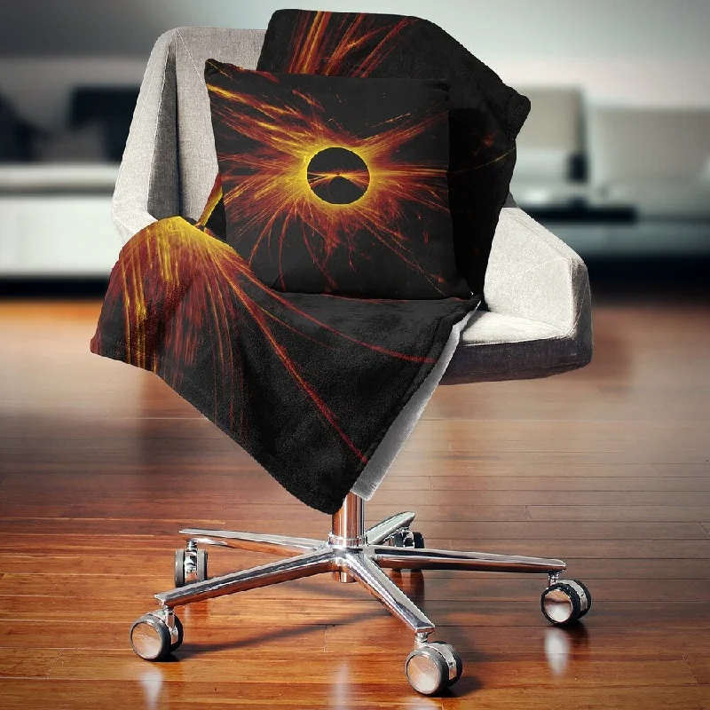 Queen - size blankets for standard - sized bedsDesignart 'Dark Solar Eclipse on Black' Abstract Throw Blanket Queen - size blankets for standard - sized bedsDesignart 'Dark Solar Eclipse on Black' Abstract Throw Blanket