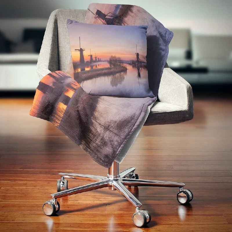 Synthetic fiber blend blankets for a budget - friendly choiceDesignart 'Dutch Windmills Panorama' Abstract Throw Blanket Synthetic fiber blend blankets for a budget - friendly choiceDesignart 'Dutch Windmills Panorama' Abstract Throw Blanket