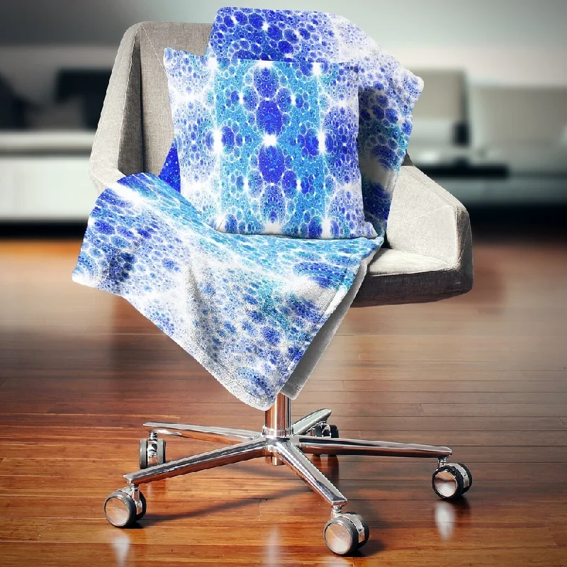 Mohair blankets with a unique sheen and softnessDesignart 'Exotic Blue Fractal Crescent Pattern' Abstract Throw Blanket Mohair blankets with a unique sheen and softnessDesignart 'Exotic Blue Fractal Crescent Pattern' Abstract Throw Blanket