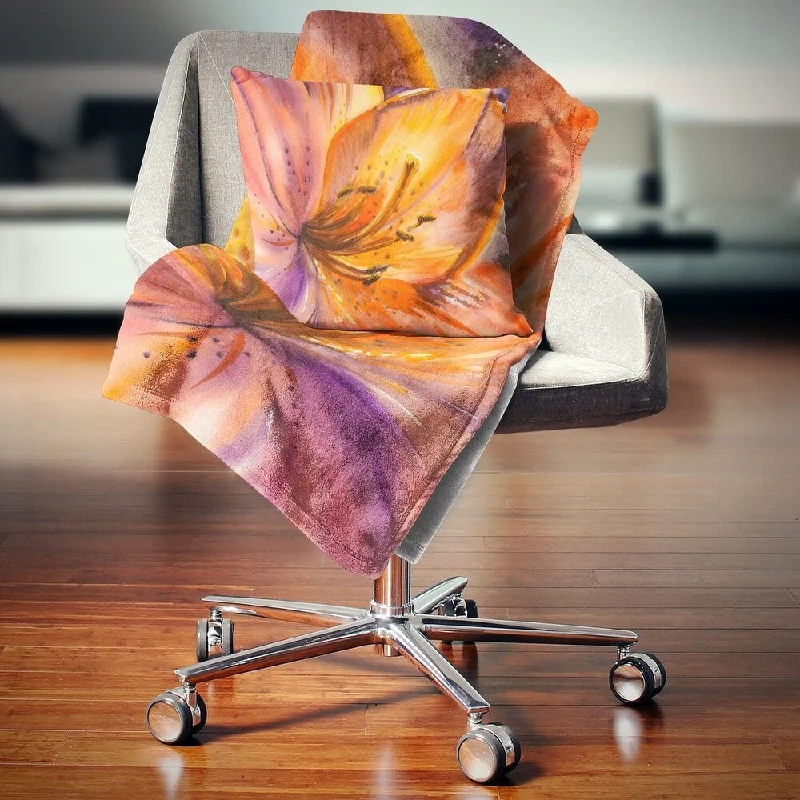 Wool blankets with natural warmth and insulationDesignart 'Orange Lily Flower' Floral Throw Blanket Wool blankets with natural warmth and insulationDesignart 'Orange Lily Flower' Floral Throw Blanket