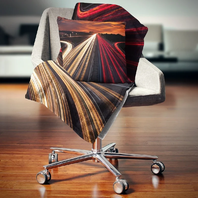 Chenille blankets with a thick and fuzzy textureDesignart 'Speed Traffic Trails' Cityscape Digital Throw Blanket Chenille blankets with a thick and fuzzy textureDesignart 'Speed Traffic Trails' Cityscape Digital Throw Blanket