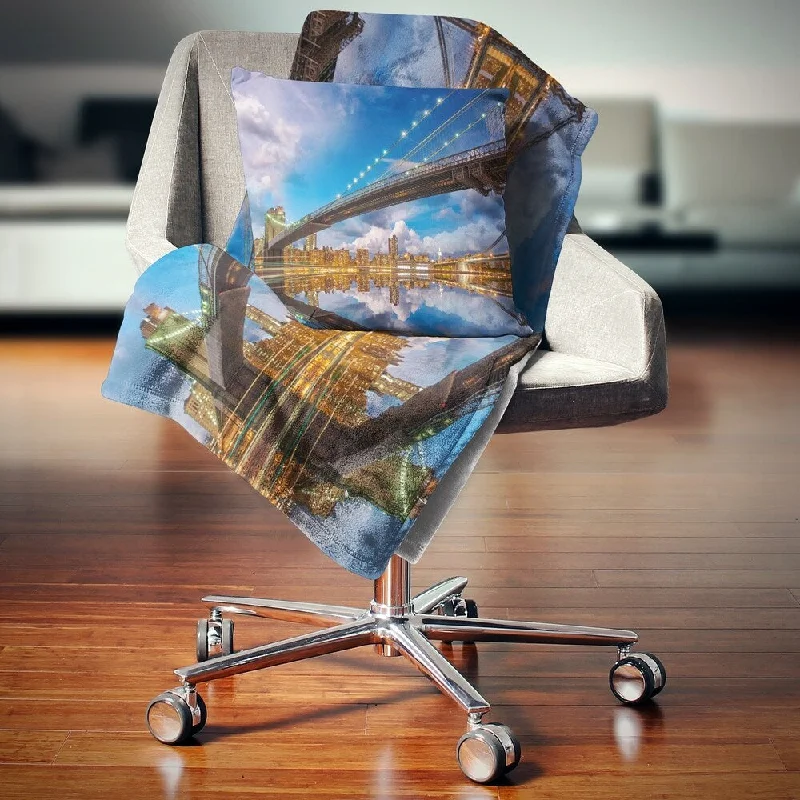 Recycled polyester blankets for an eco - conscious optionDesignart 'Sunset Over Brooklyn Bridge' Cityscape Photo Throw Blanket Recycled polyester blankets for an eco - conscious optionDesignart 'Sunset Over Brooklyn Bridge' Cityscape Photo Throw Blanket
