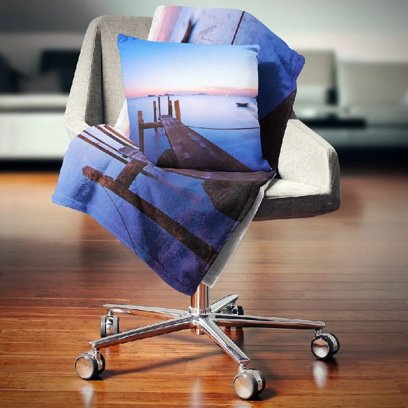 Alpaca wool blankets for a hypoallergenic and warm optionDesignart 'Wooden Pier at Sunset' Seascape Photography Throw Blanket Alpaca wool blankets for a hypoallergenic and warm optionDesignart 'Wooden Pier at Sunset' Seascape Photography Throw Blanket