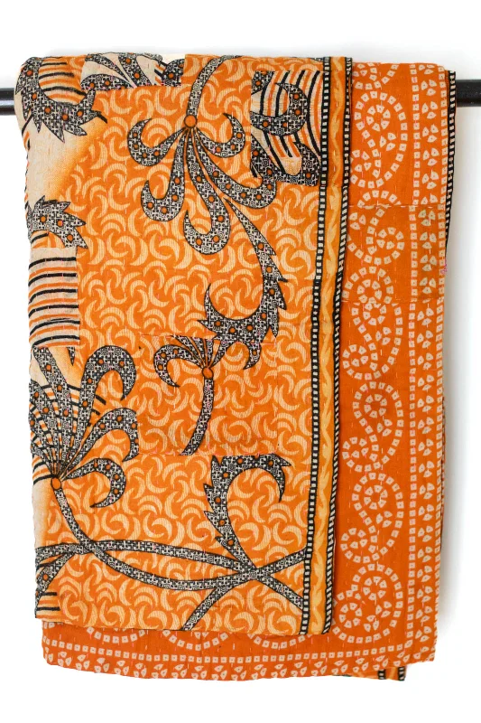 King - size blankets to cover large beds comfortablyDickens Kantha Throw
