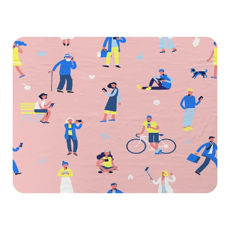 Silk blankets with a smooth and elegant touchdifferent people with mobile phones and gadgets (Blanket) Silk blankets with a smooth and elegant touchdifferent people with mobile phones and gadgets (Blanket)