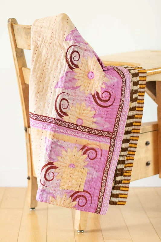 Microfiber blankets that are durable and easy to care forDreamy No. 1 Kantha Mini Blanket Microfiber blankets that are durable and easy to care forDreamy No. 1 Kantha Mini Blanket