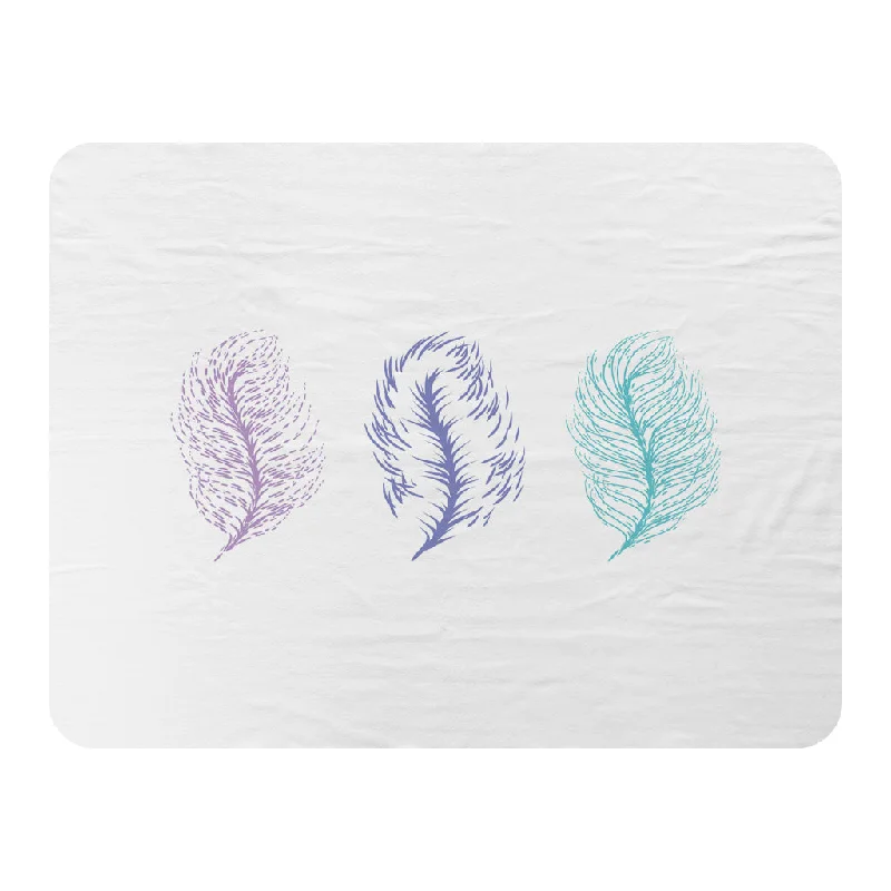 Cotton blankets for breathability and a lightweight feelFeathers (Blanket)