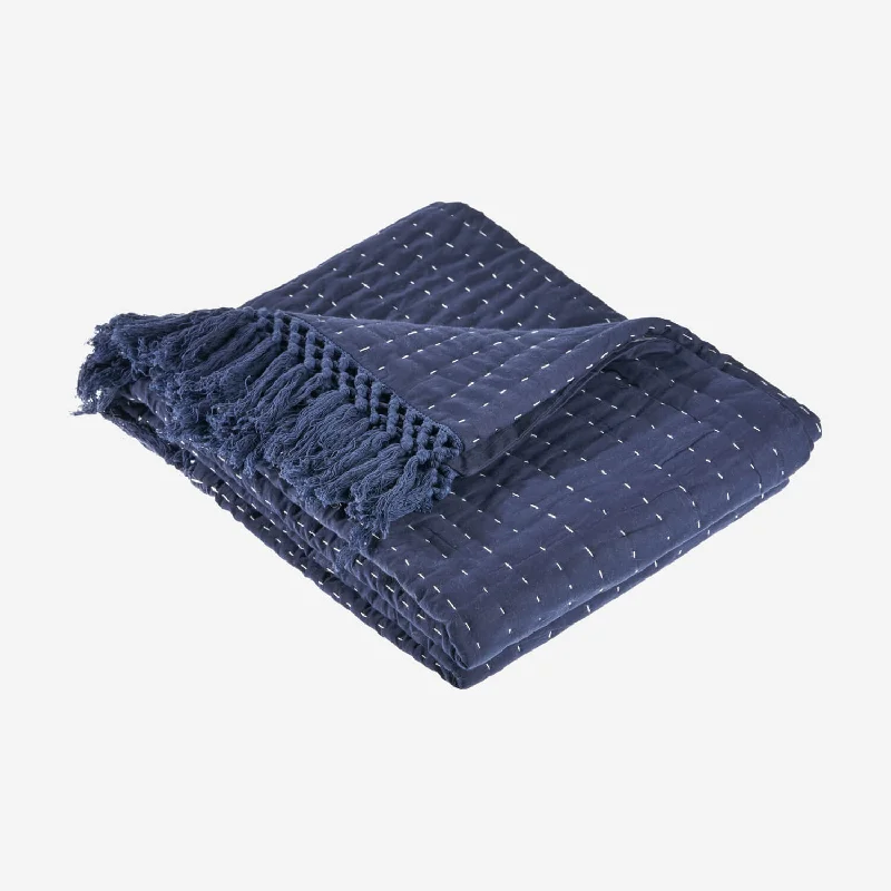 Mohair blankets with a unique sheen and softnessJumpstitch with Fringe Throw Blanket Mohair blankets with a unique sheen and softnessJumpstitch with Fringe Throw Blanket