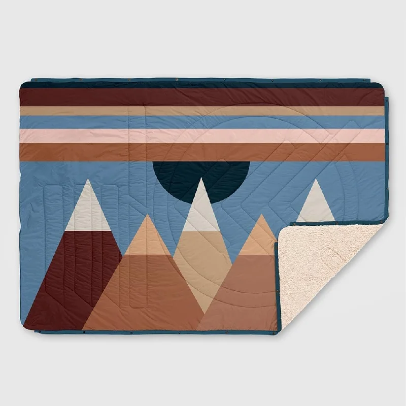 Microfiber blankets that are durable and easy to care forVOITED Mini Traveler Indoor / Outdoor Camping Blanket - Monadnock Two Microfiber blankets that are durable and easy to care forVOITED Mini Traveler Indoor / Outdoor Camping Blanket - Monadnock Two