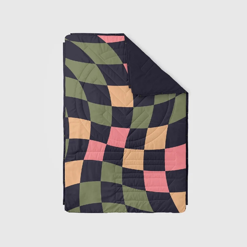 Fleece blankets for a cozy and plush textureVOITED Recycled Ripstop Outdoor Camping Blanket - Wavecheck/Graphite