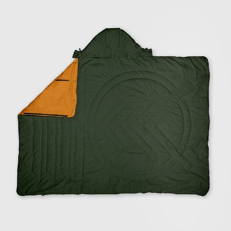 Rayon from bamboo blankets for a silky and breathable feelVOITED Recycled Ripstop Travel Blanket - Tree Green / Desert Rayon from bamboo blankets for a silky and breathable feelVOITED Recycled Ripstop Travel Blanket - Tree Green / Desert