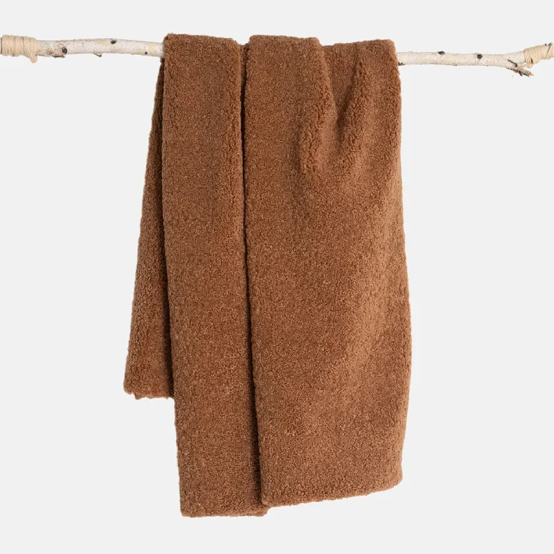 Silk blankets with a smooth and elegant touchSoft Sherpa Throw Blanket
